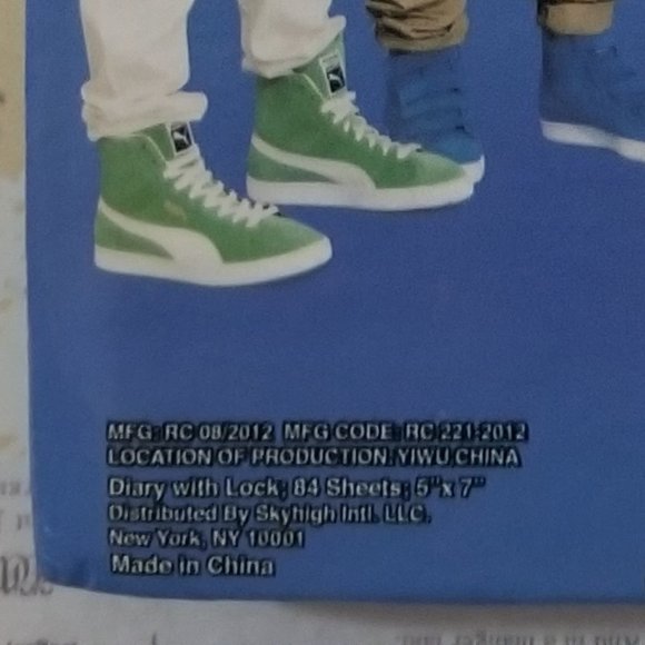 2012 One Direction 84 Page Locked Personal Diary - Picture 4 of 6